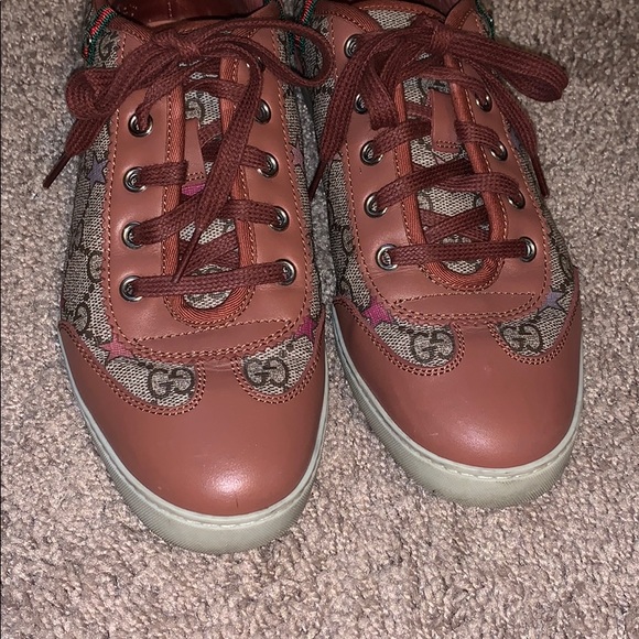 AUTHENTIC Gucci Sneakers - Picture 2 of 4